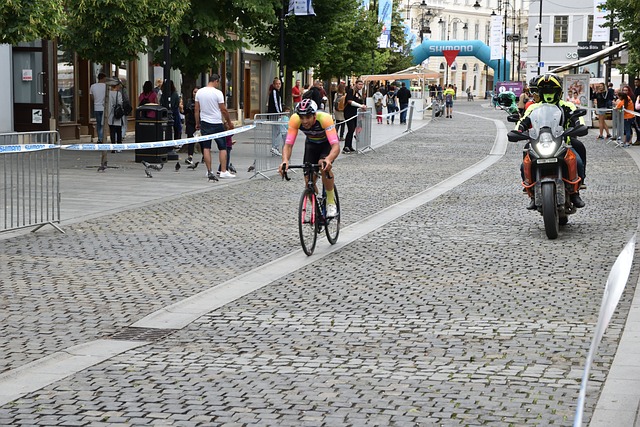 期至明年3 期至明年3